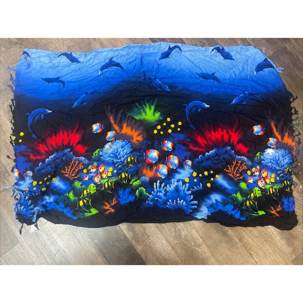 "BEAUTIFUL  DECORATION OF SEA CREATURES BEACH WRAP OR SHAWL